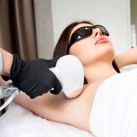 Laser hair removal treatments using tktx